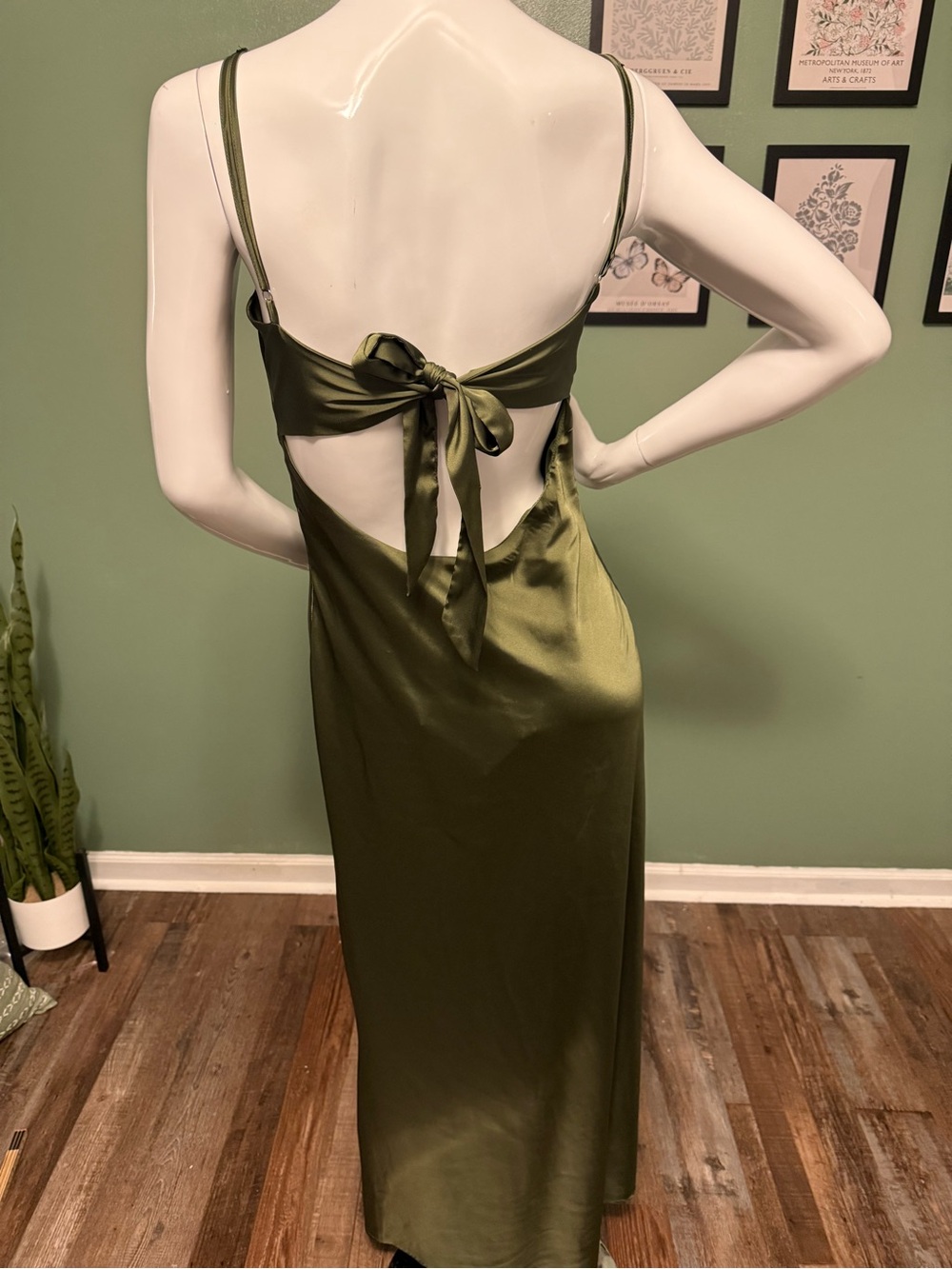 Peppermayo Flora Satin Maxi Dress NWT Size 4 Olive Green - Picture 4 of 12